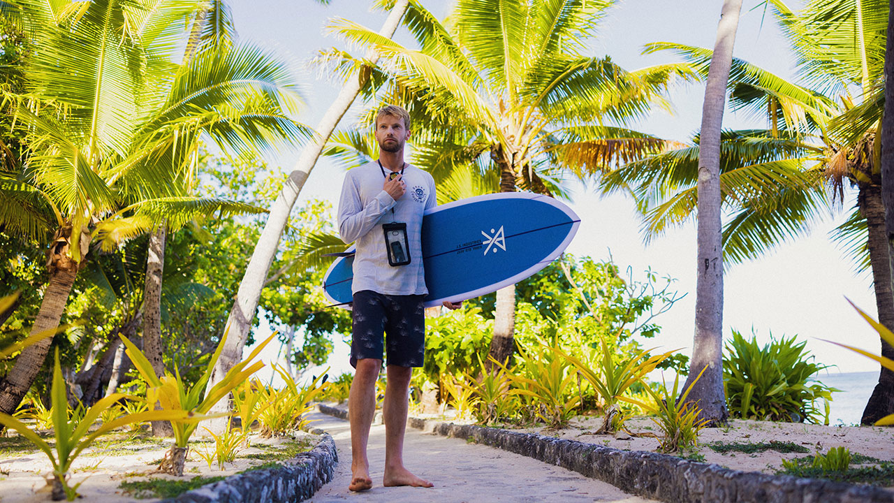 Eli the surf guide in Tavarua