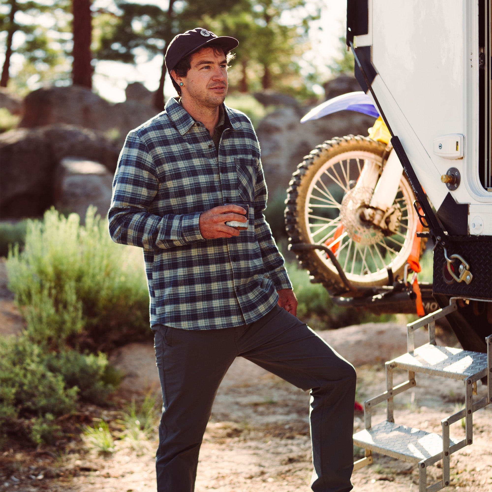 Crossroads_Organic_Cotton_Flannel_FA25_1.jpg